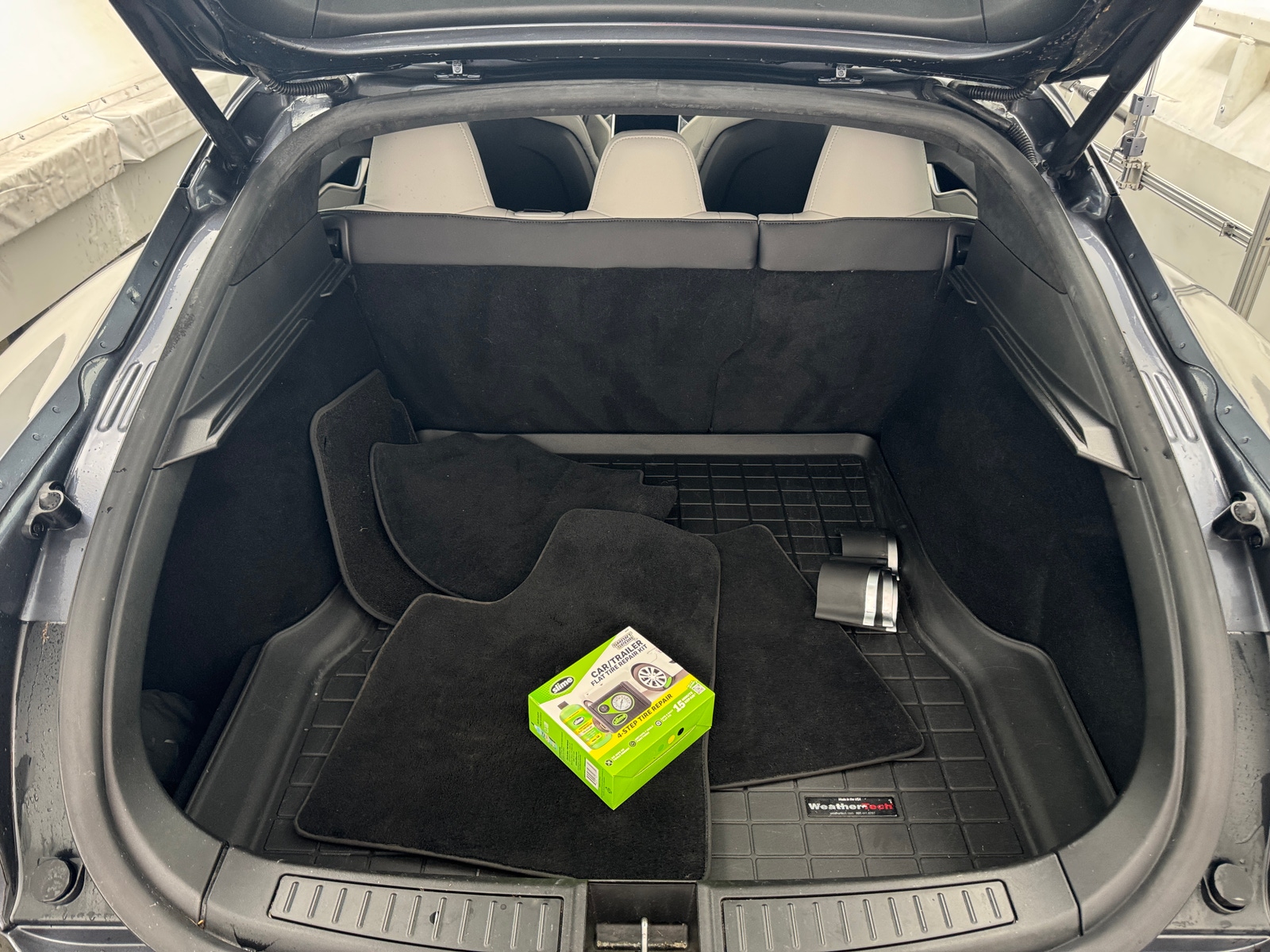 Thumbnail: 2016 Tesla Model S - 6