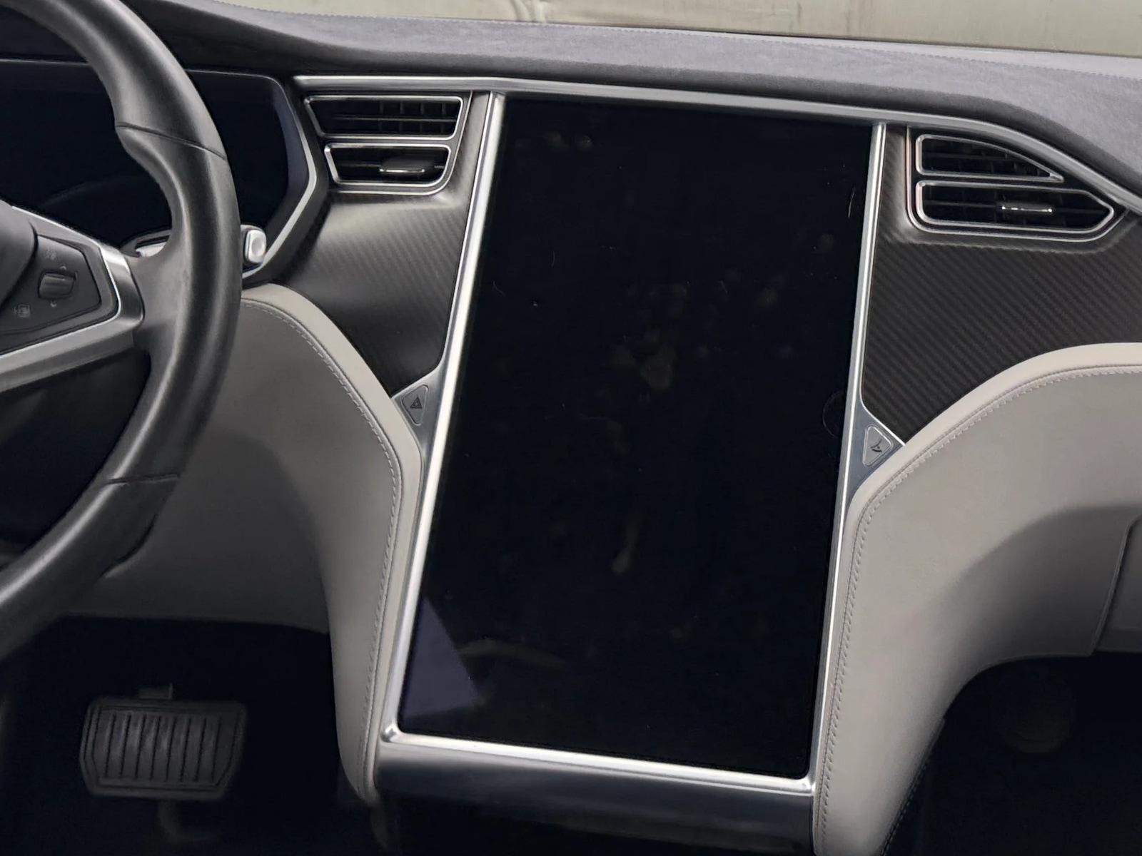 Thumbnail: 2016 Tesla Model S - 3