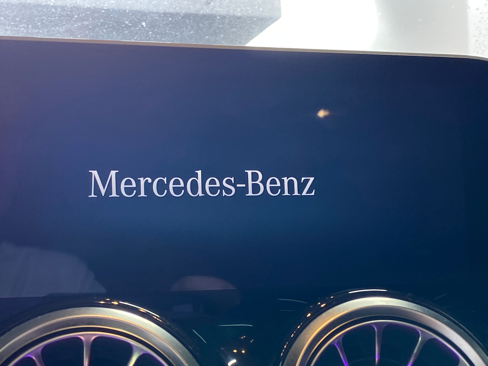 Thumbnail: 2021 Mercedes-Benz GLB - 3
