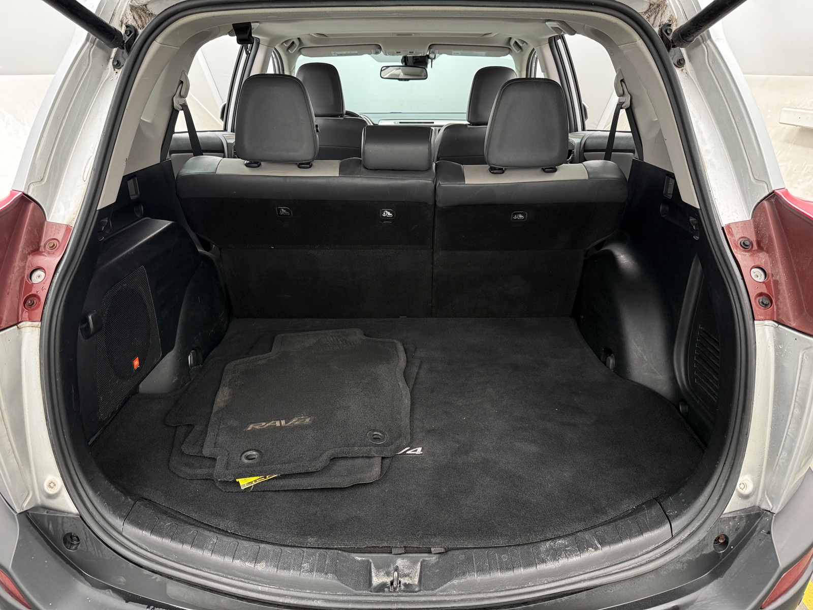 Thumbnail: 2014 Toyota RAV4 - 6