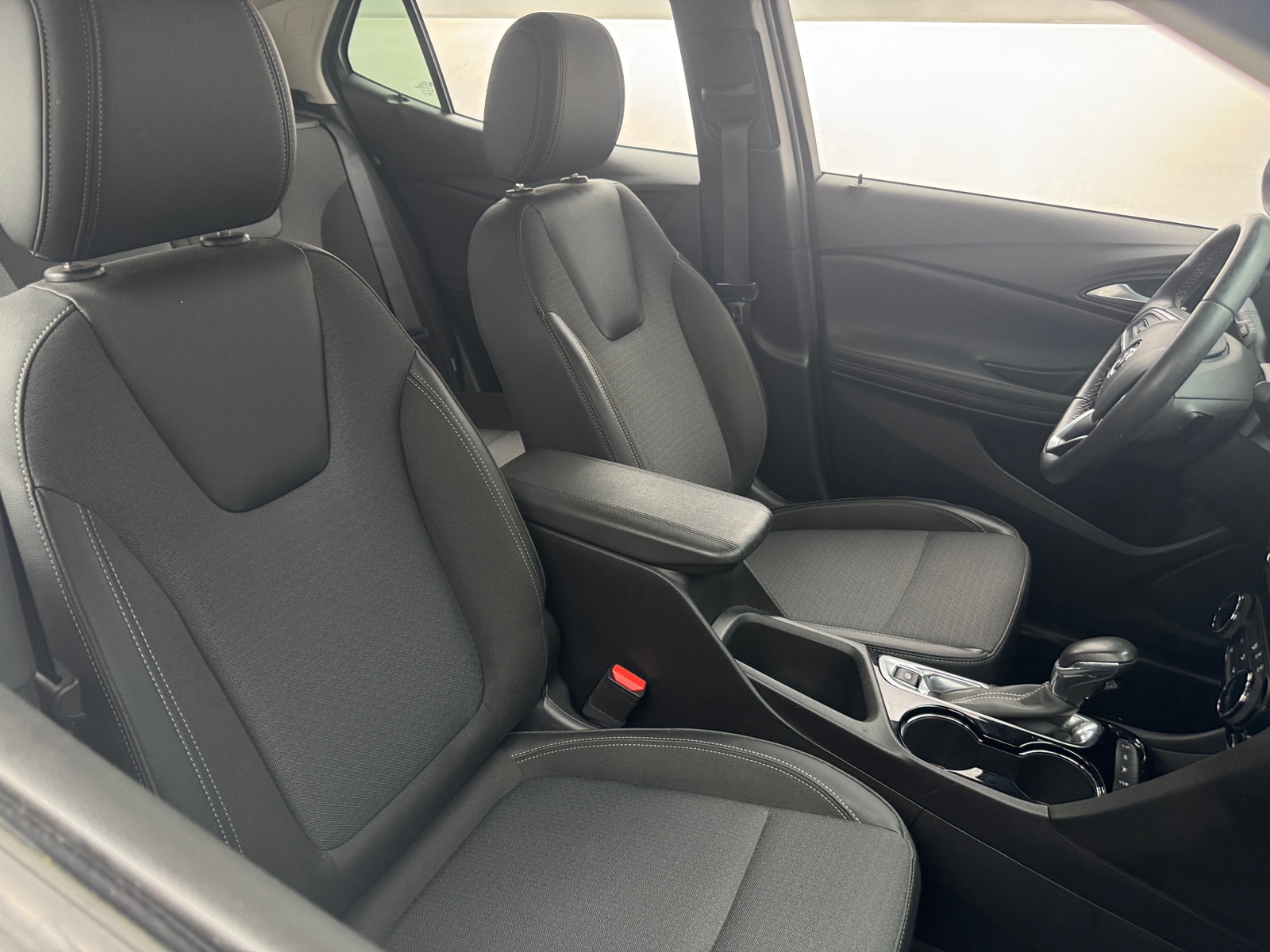 Thumbnail: 2021 Buick Encore GX - 2