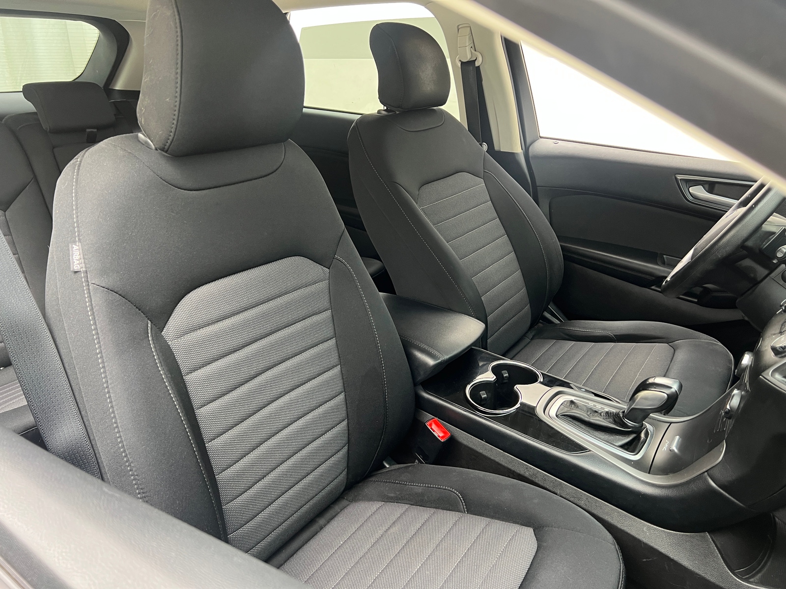 Thumbnail: 2017 Ford Edge - 2