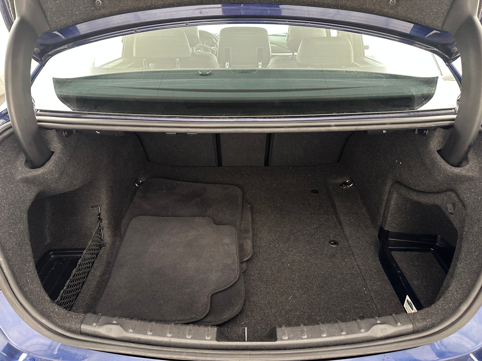 Thumbnail: 2017 BMW 3 Series - 6