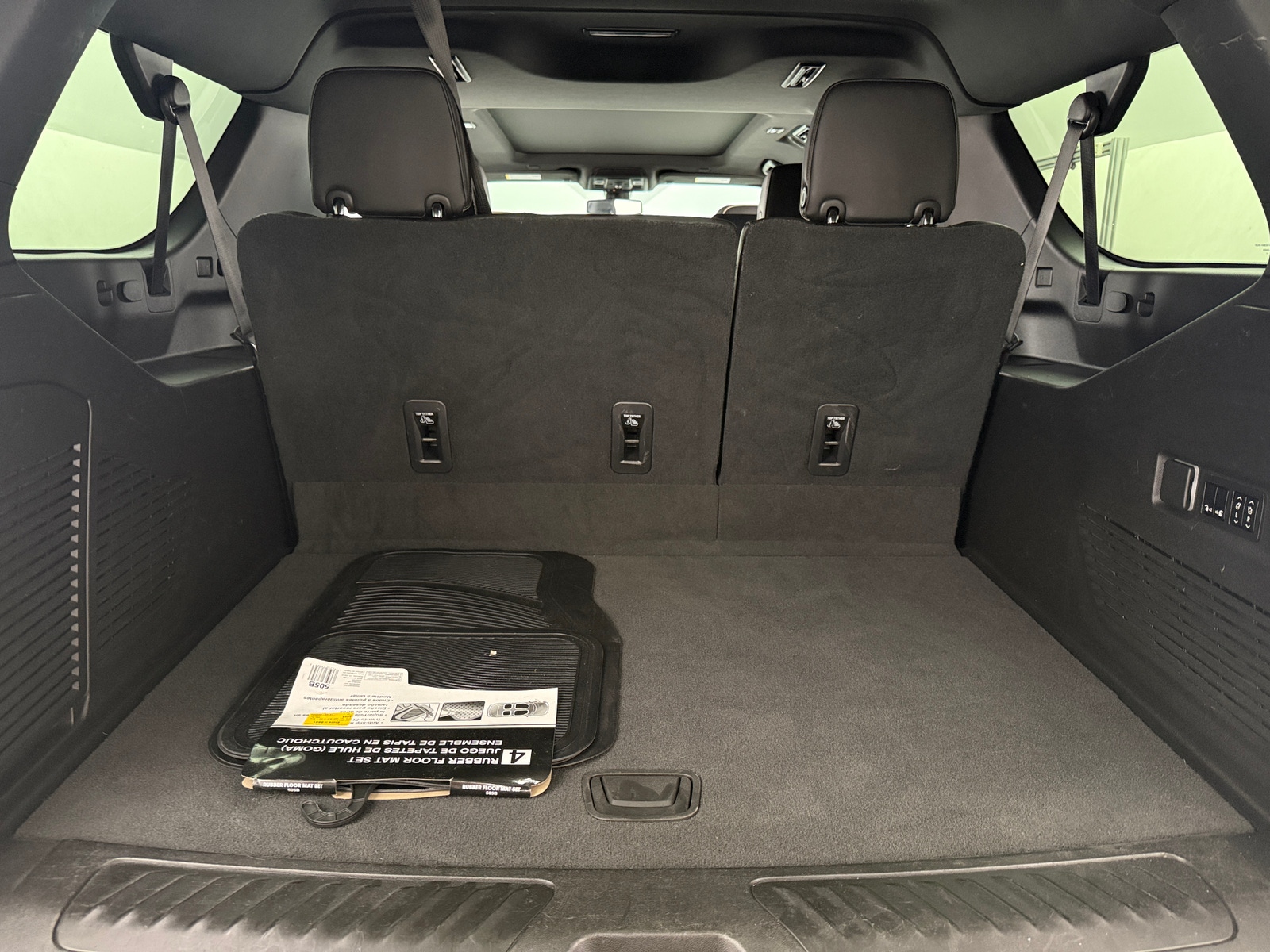 Thumbnail: 2021 GMC Yukon XL - 6