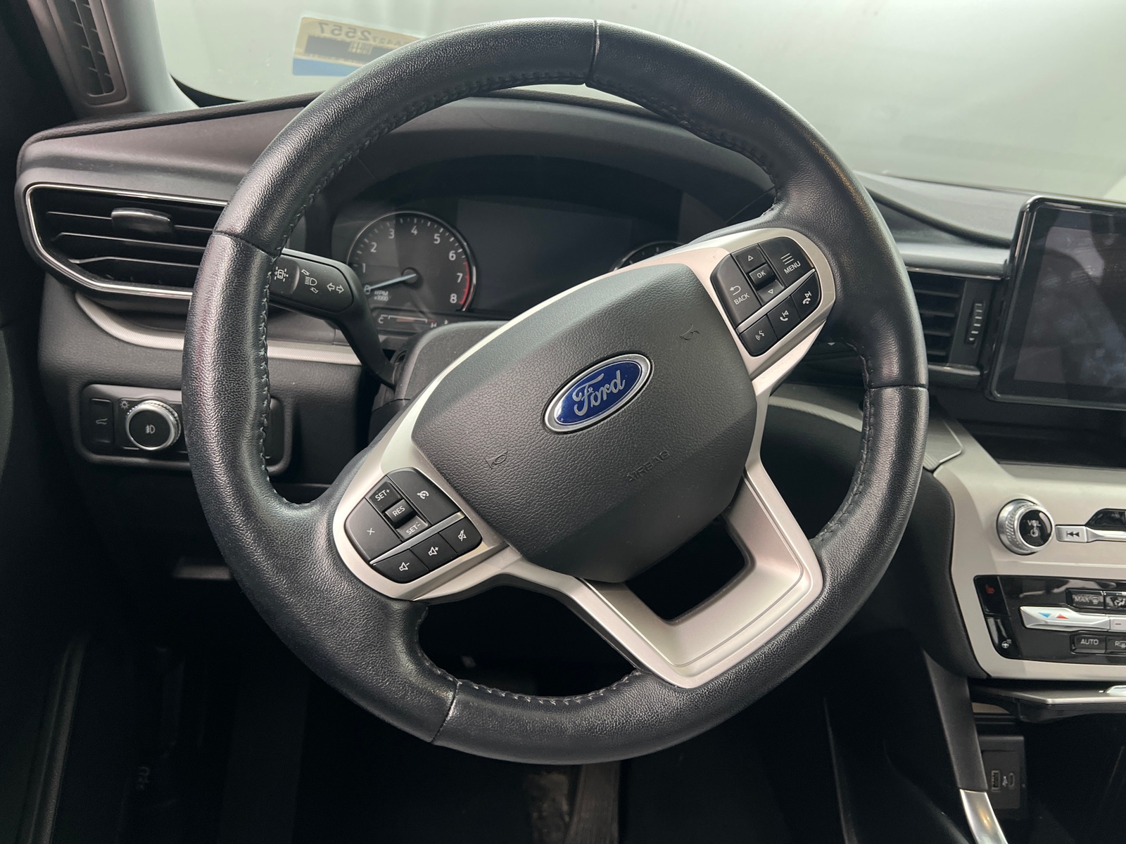 Thumbnail: 2021 Ford Explorer - 5