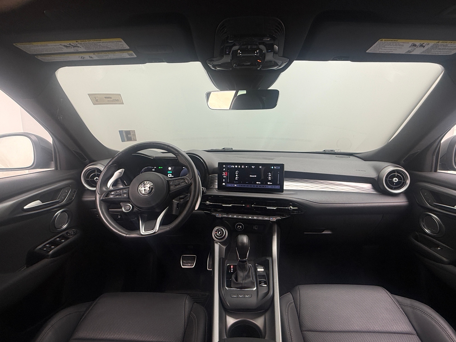 Thumbnail: 2024 Alfa Romeo Tonale - 2