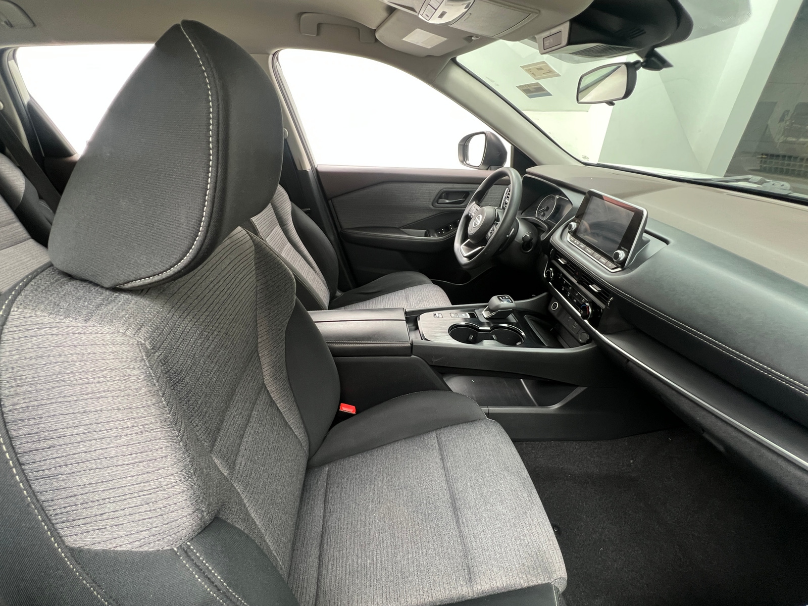 Thumbnail: 2021 Nissan Rogue - 2