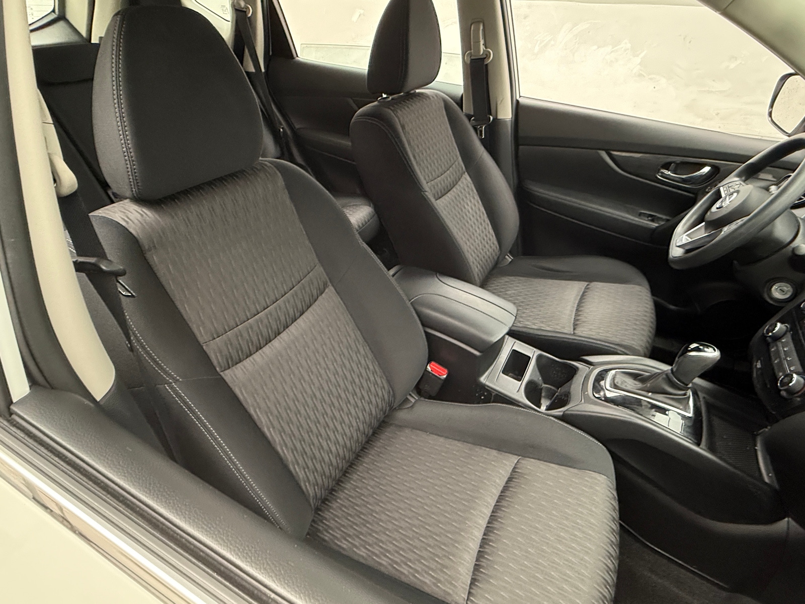 Thumbnail: 2017 Nissan Rogue - 2