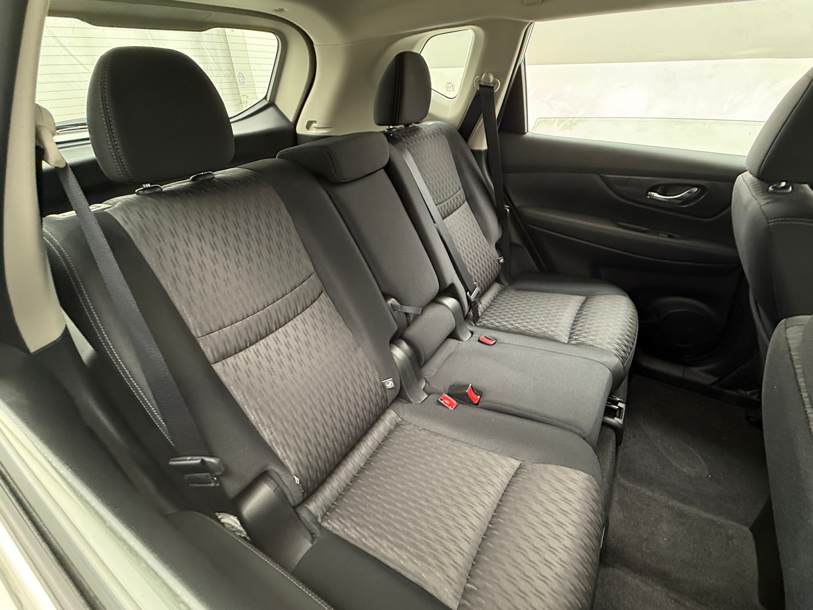 Thumbnail: 2017 Nissan Rogue - 6