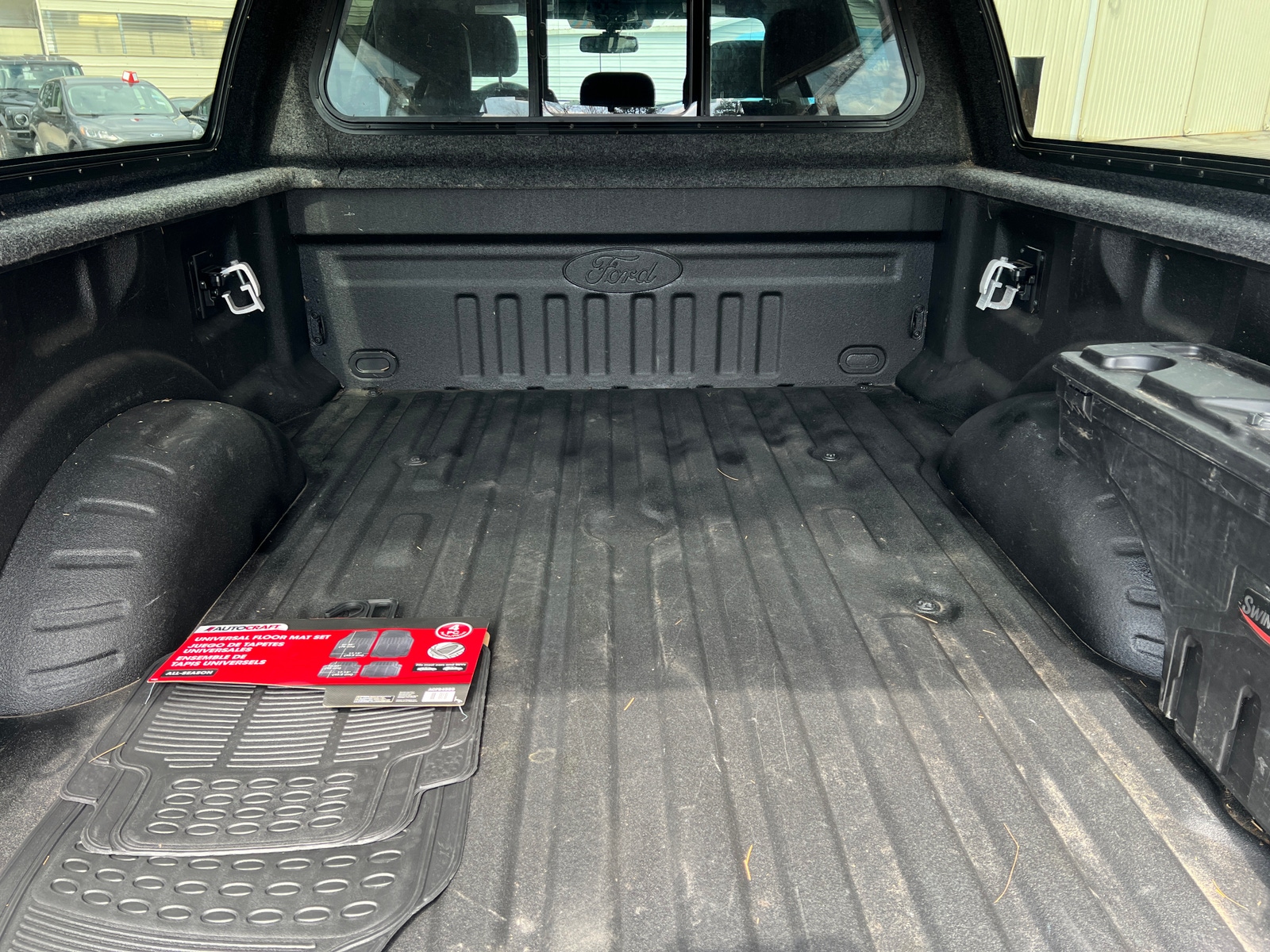 Thumbnail: 2022 Ford Econoline - 7