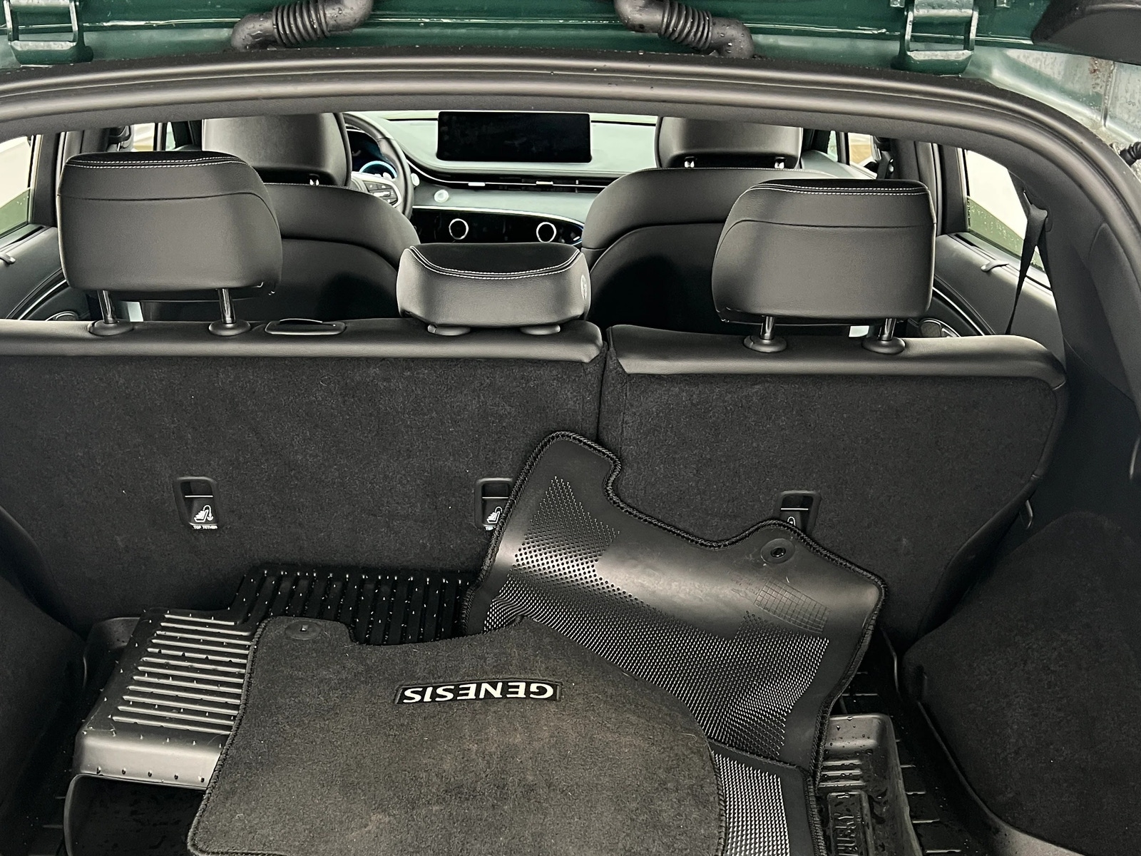 Thumbnail: 2023 Genesis GV70 - 6