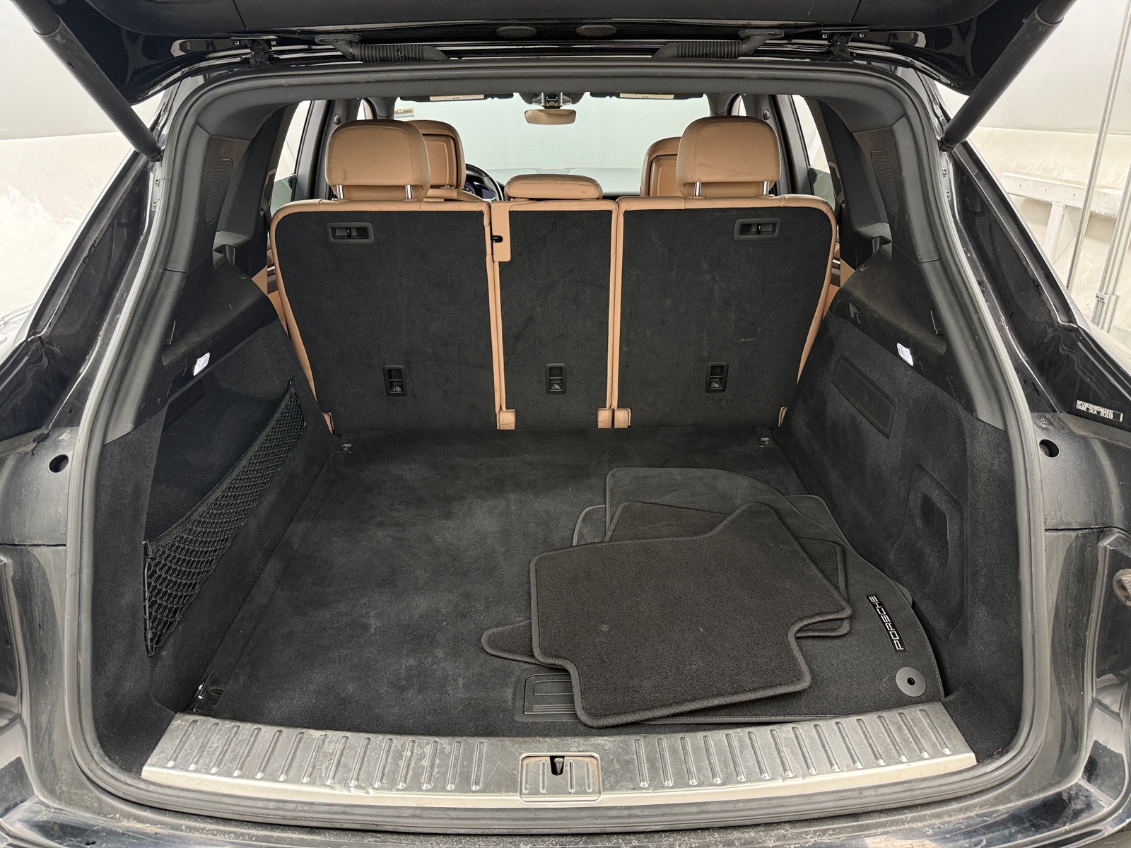 Thumbnail: 2019 Porsche Cayenne - 6