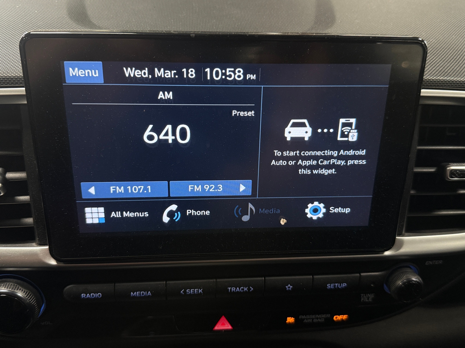 Thumbnail: 2021 Hyundai Venue - 4