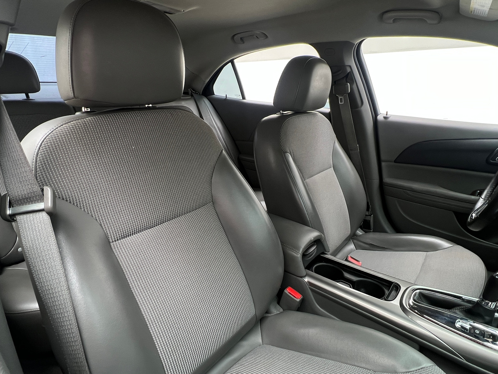 Thumbnail: 2013 Chevrolet Malibu - 2