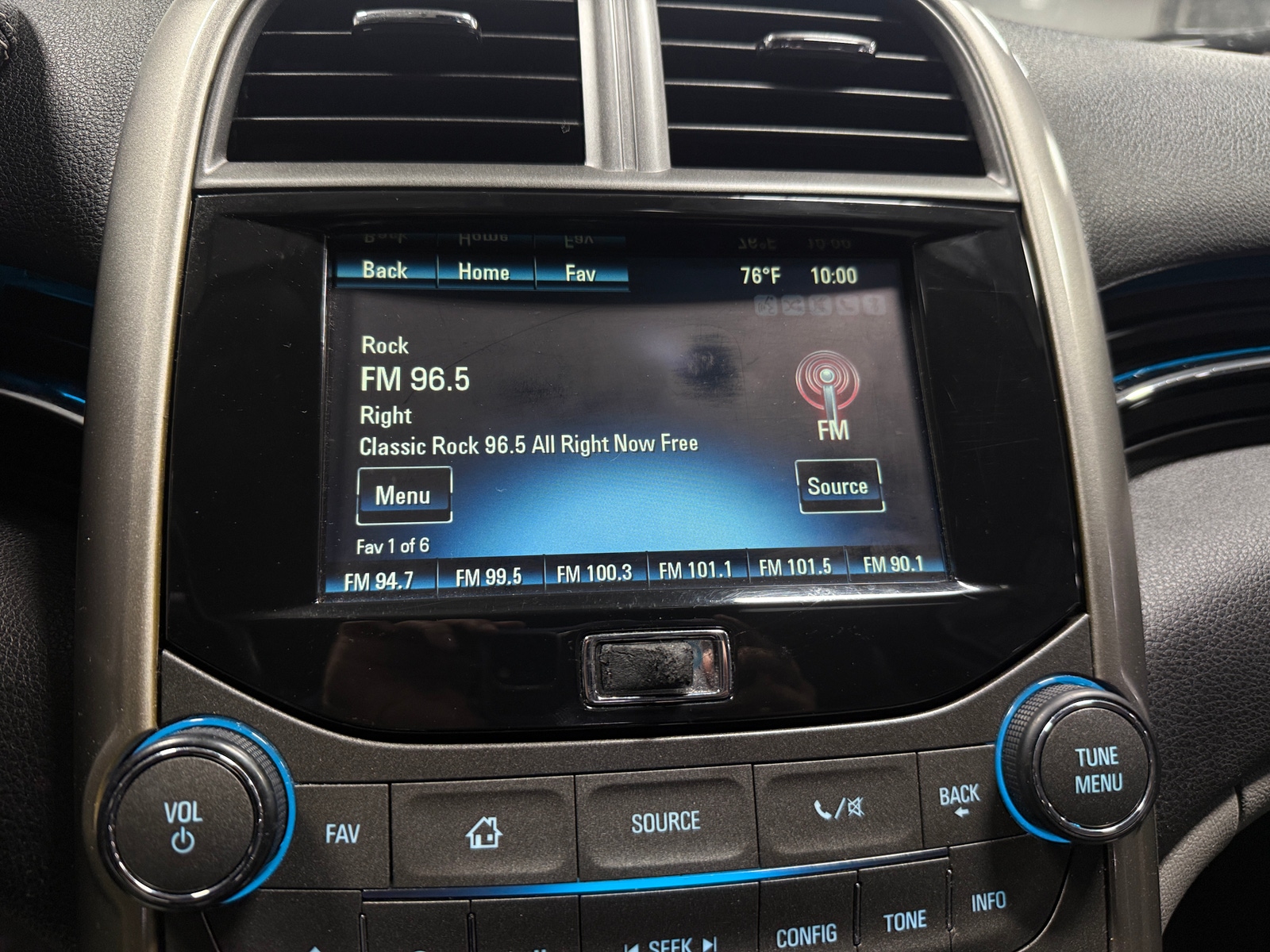 Thumbnail: 2013 Chevrolet Malibu - 4