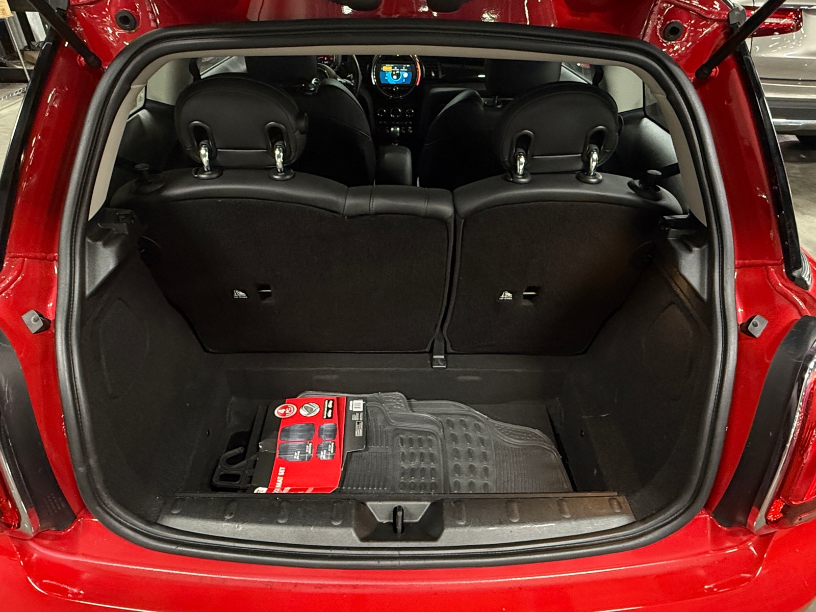 Thumbnail: 2019 MINI Cooper Hardtop - 6