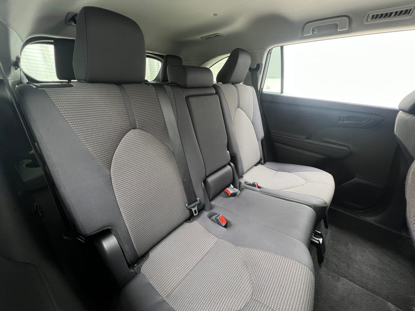 Thumbnail: 2025 Toyota Highlander - 6