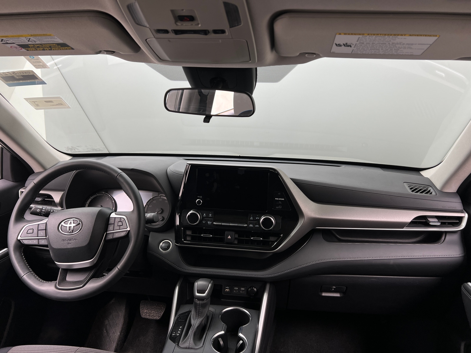 Thumbnail: 2025 Toyota Highlander - 3