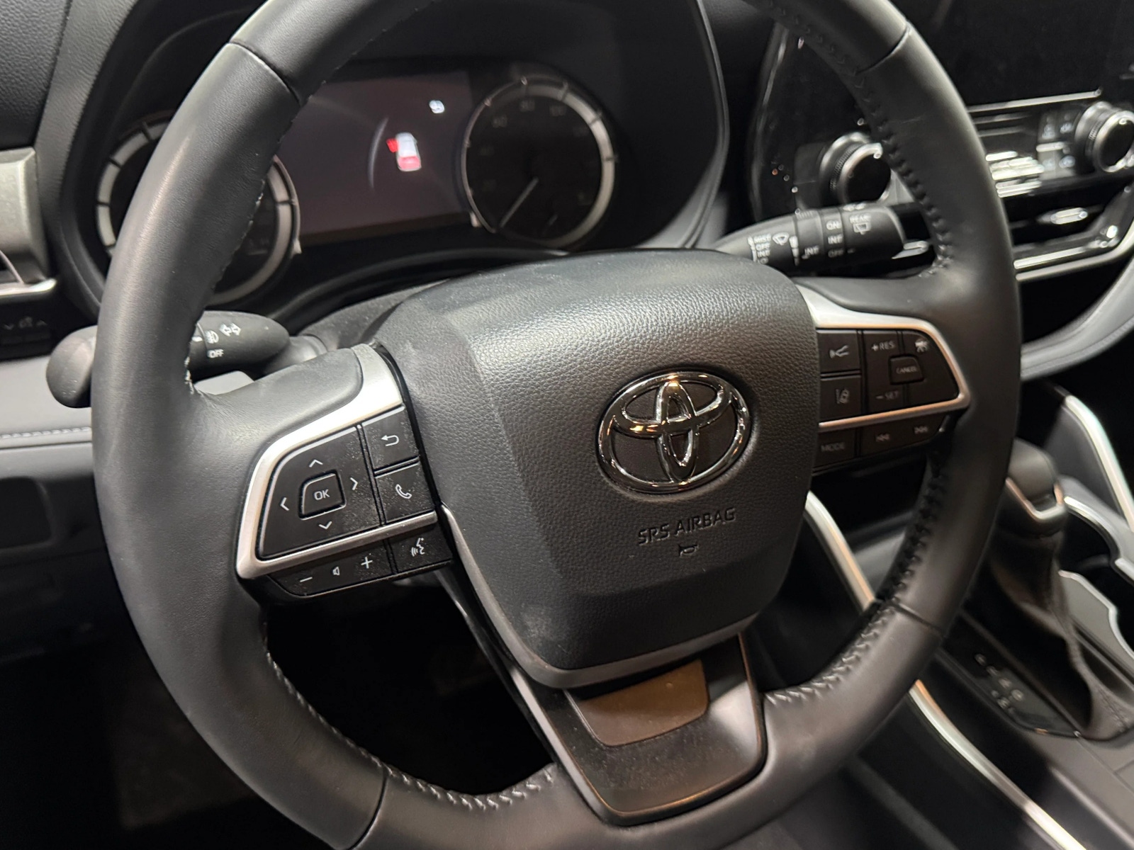 Thumbnail: 2025 Toyota Highlander - 5