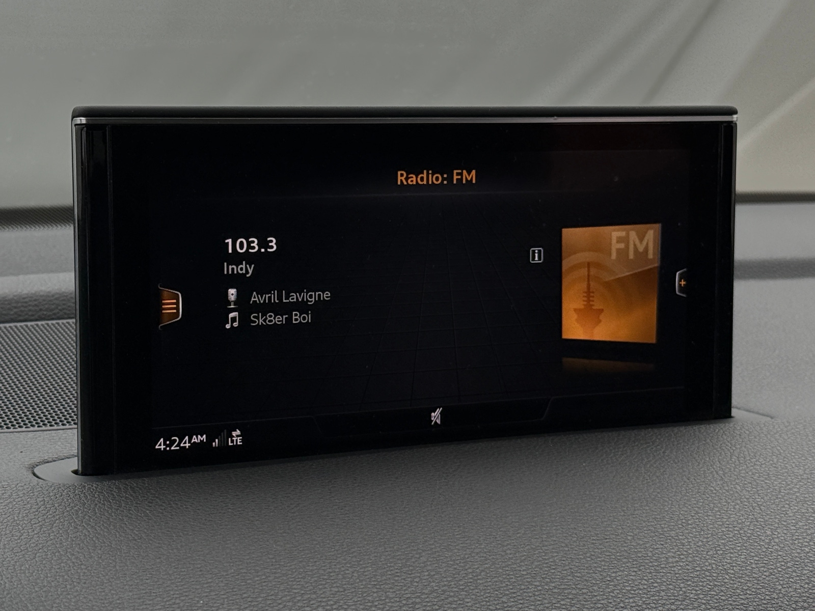 Thumbnail: 2017 Audi Q7 - 3