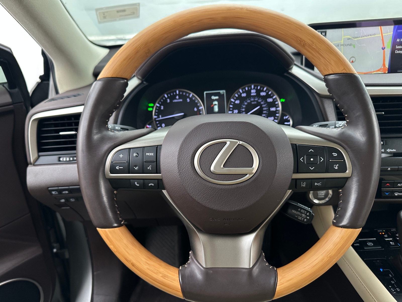 Thumbnail: 2019 Lexus RX - 4