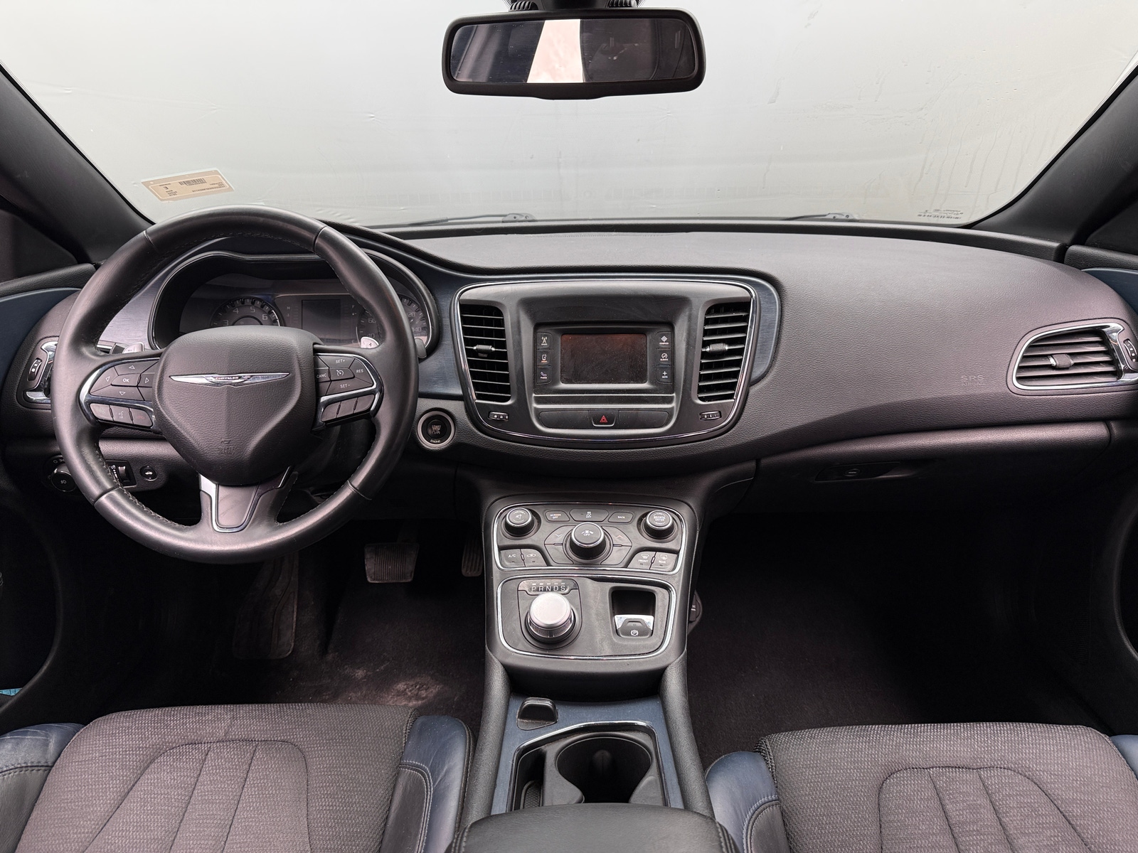 Thumbnail: 2015 Chrysler 200 - 3