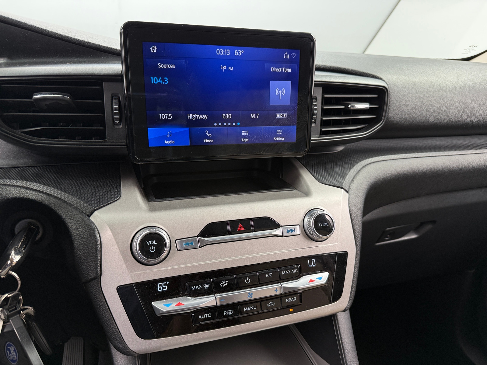 Thumbnail: 2021 Ford Explorer - 4