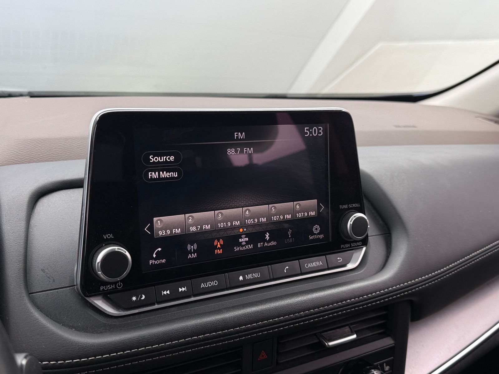 Thumbnail: 2023 Nissan Rogue - 4