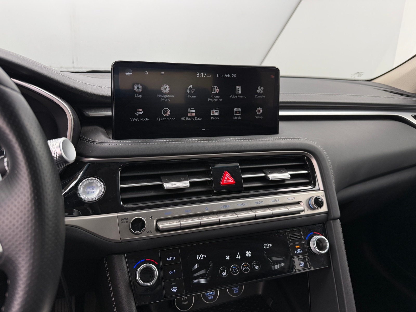 Thumbnail: 2025 Genesis G70 - 3