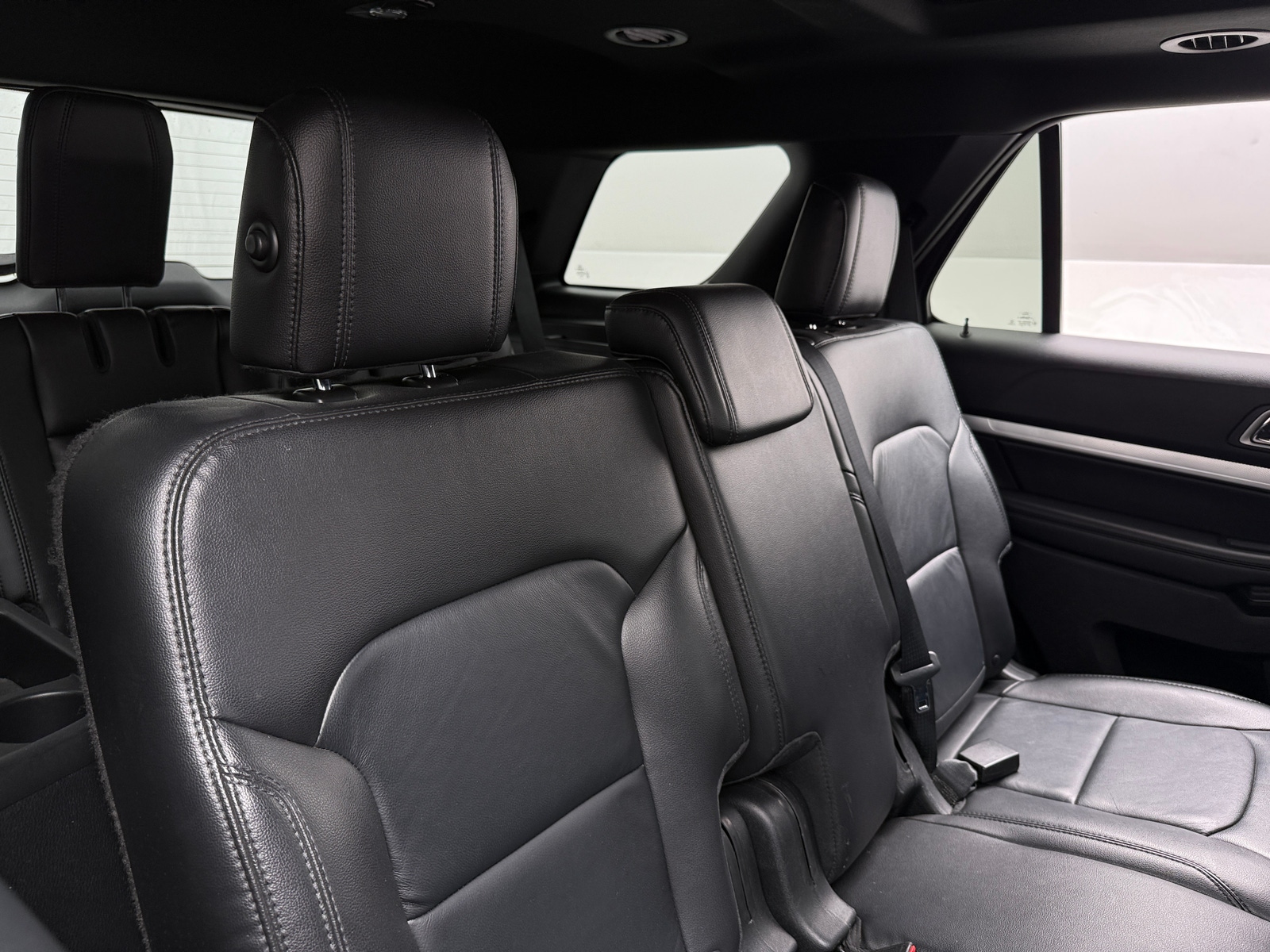 Thumbnail: 2017 Ford Explorer - 5