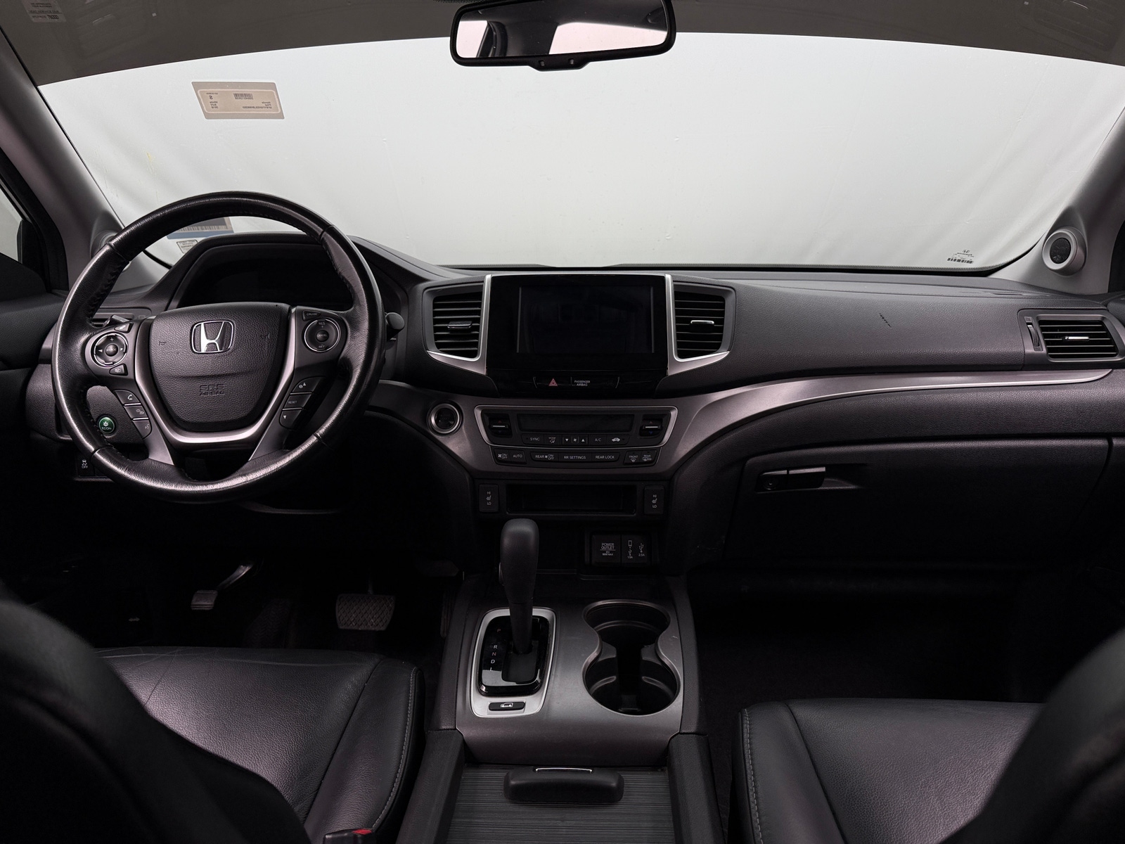 Thumbnail: 2018 Honda Pilot - 2