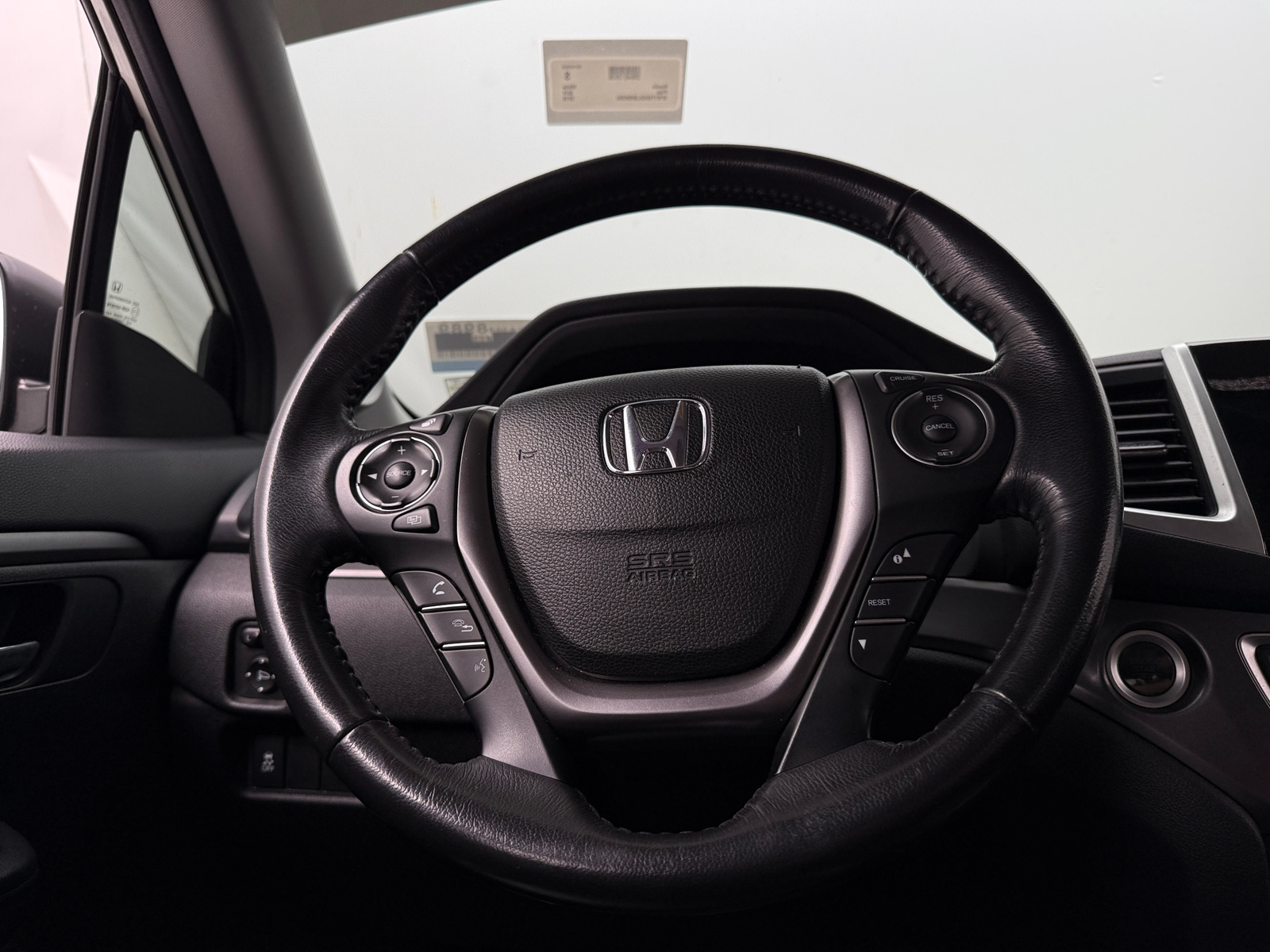 Thumbnail: 2018 Honda Pilot - 4