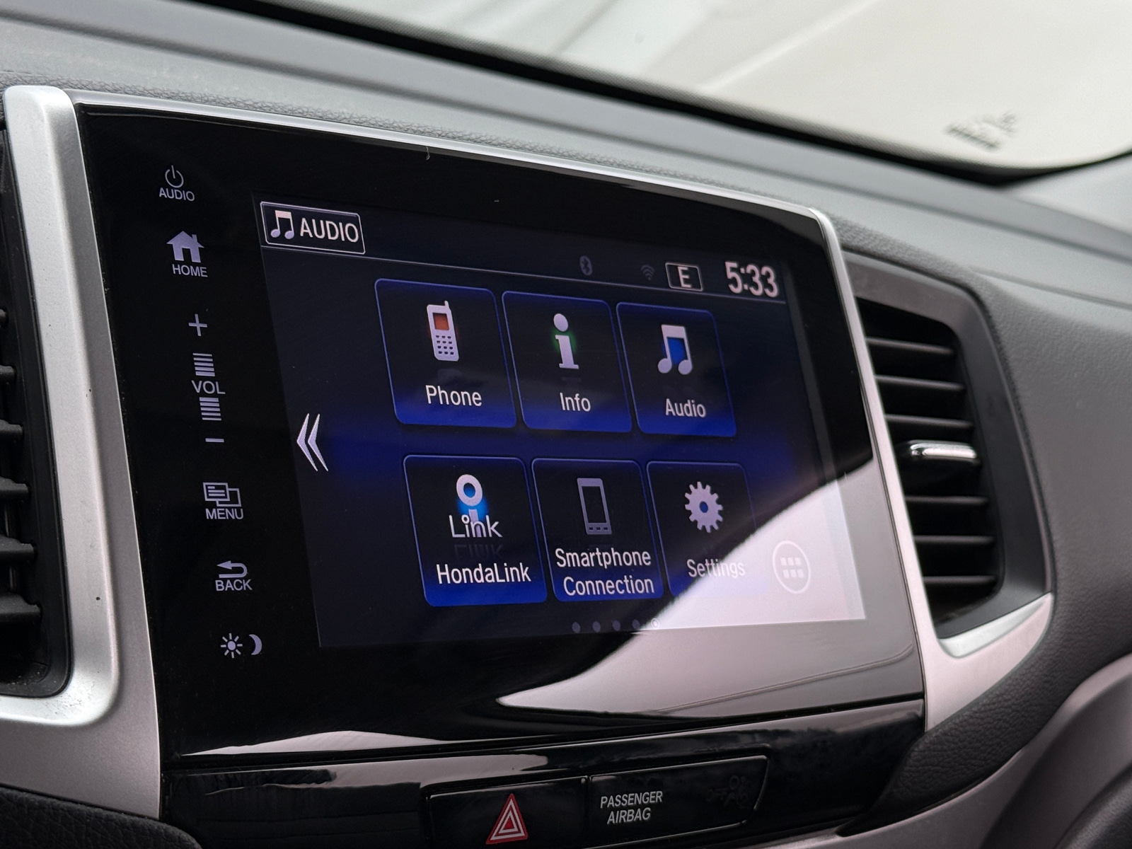 Thumbnail: 2018 Honda Pilot - 3