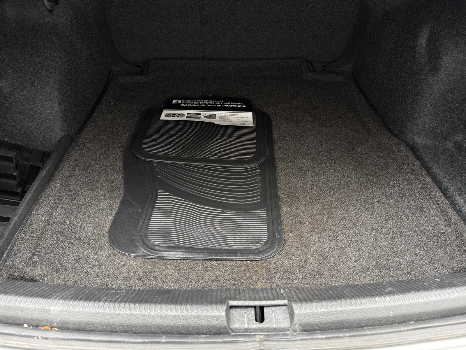 Thumbnail: 2018 Volkswagen Passat - 6