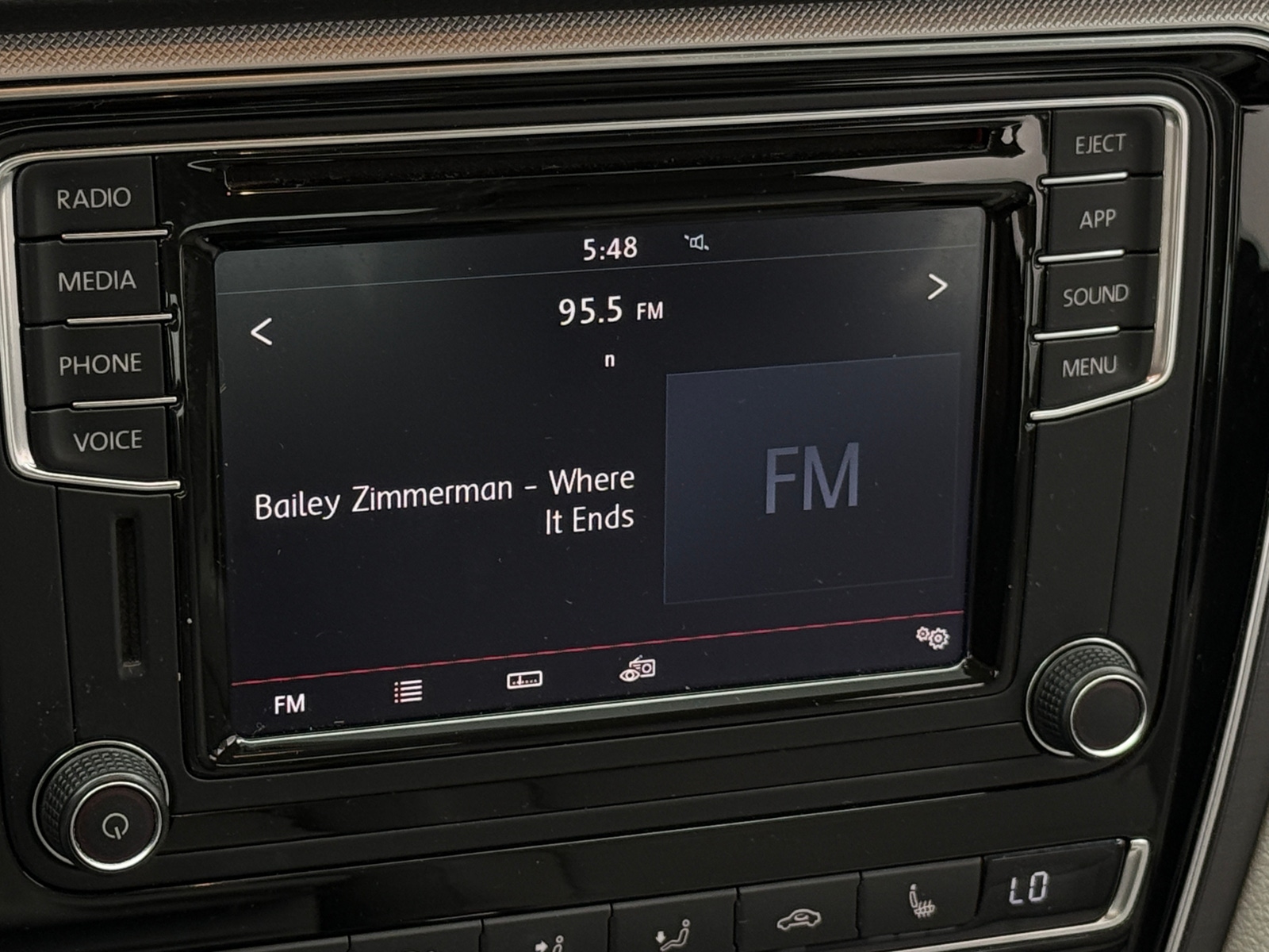 Thumbnail: 2018 Volkswagen Passat - 3