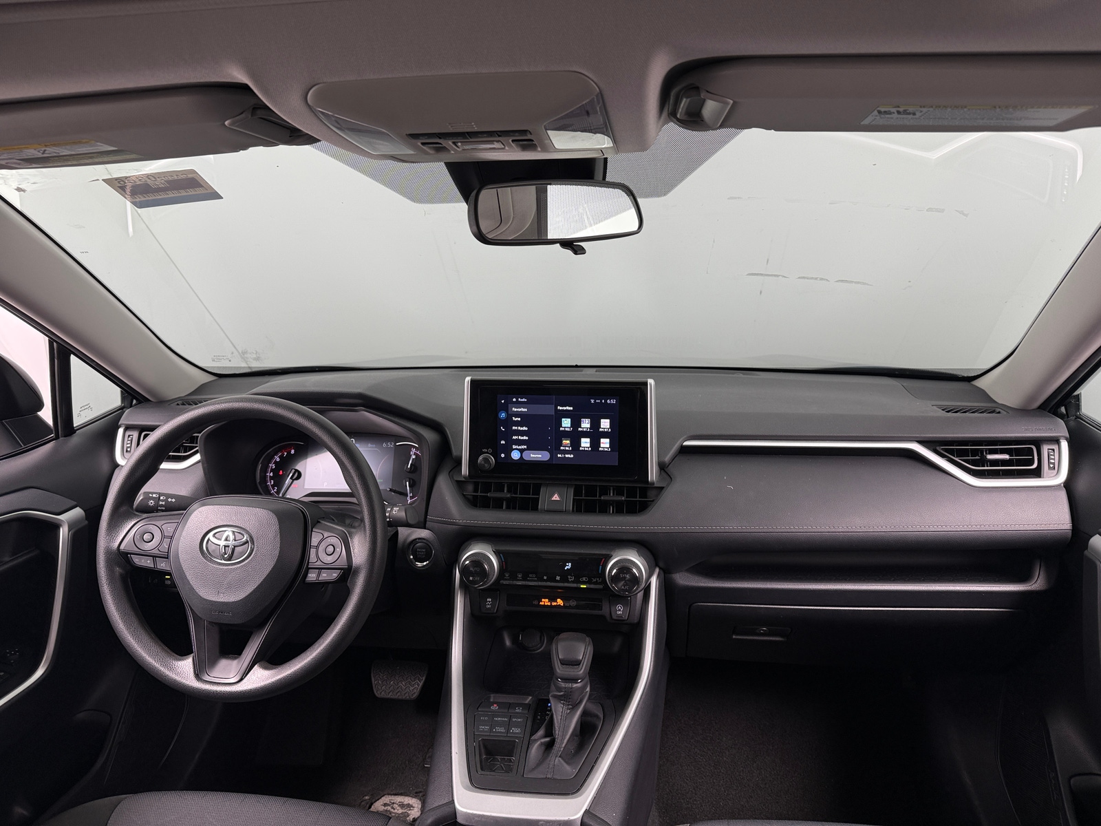 Thumbnail: 2025 Toyota RAV4 - 3