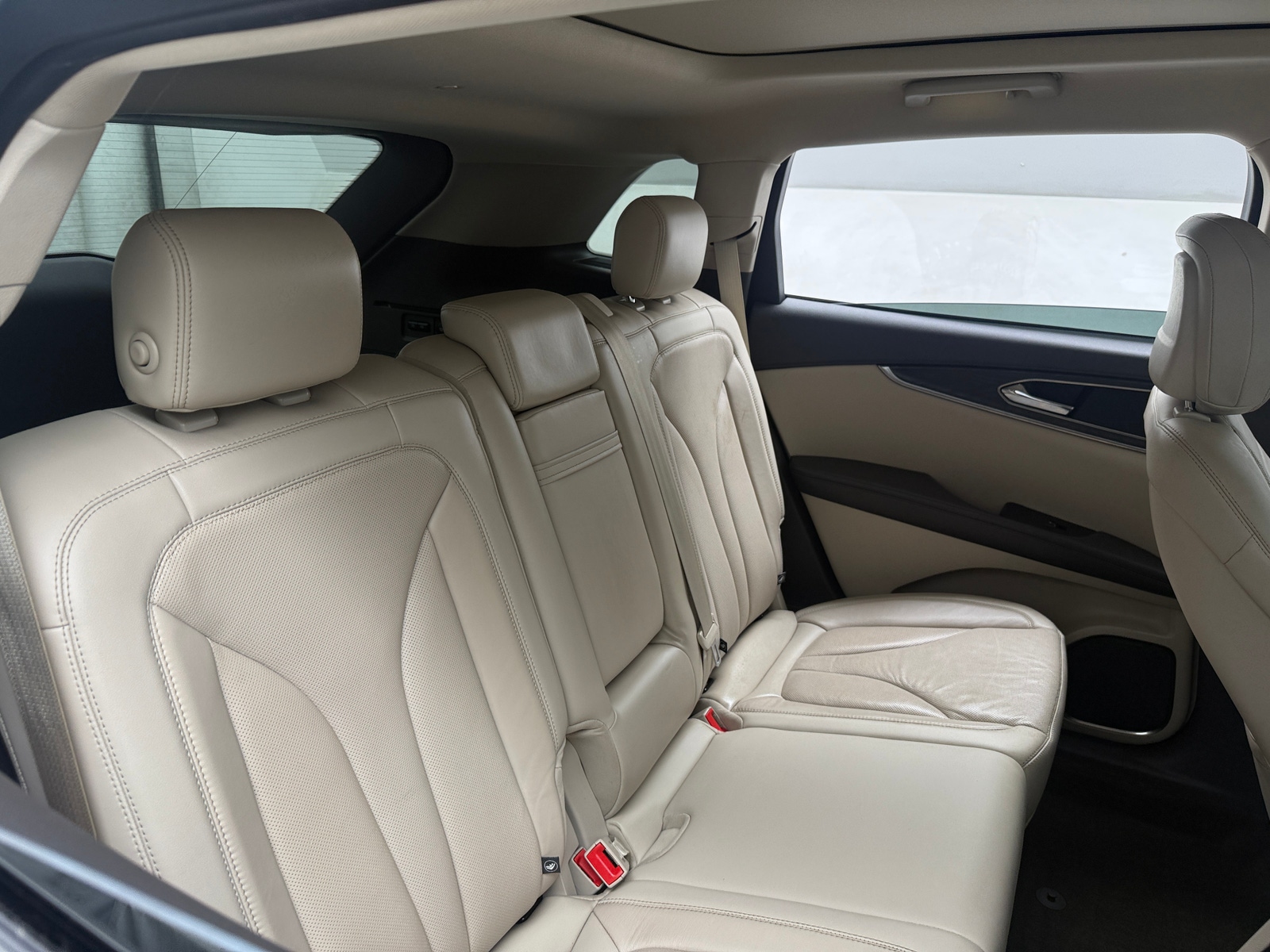 Thumbnail: 2020 Lincoln Nautilus - 5