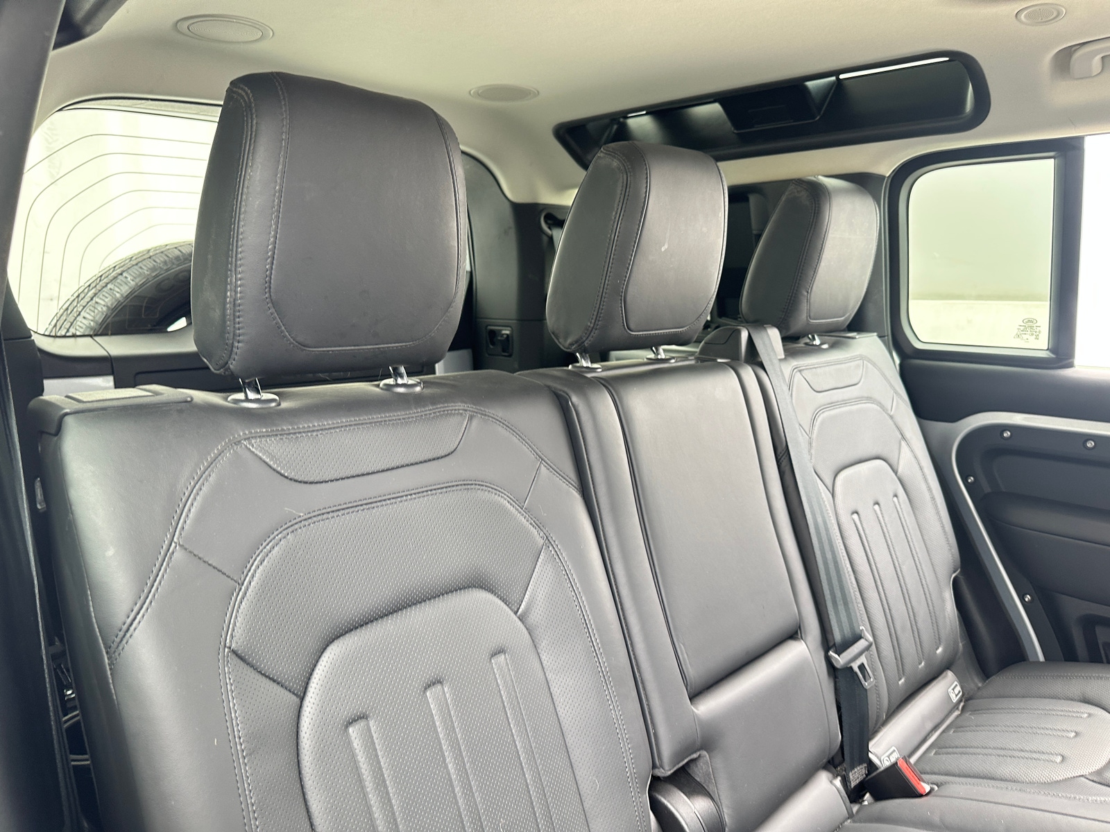 Thumbnail: 2020 Land Rover Defender - 5