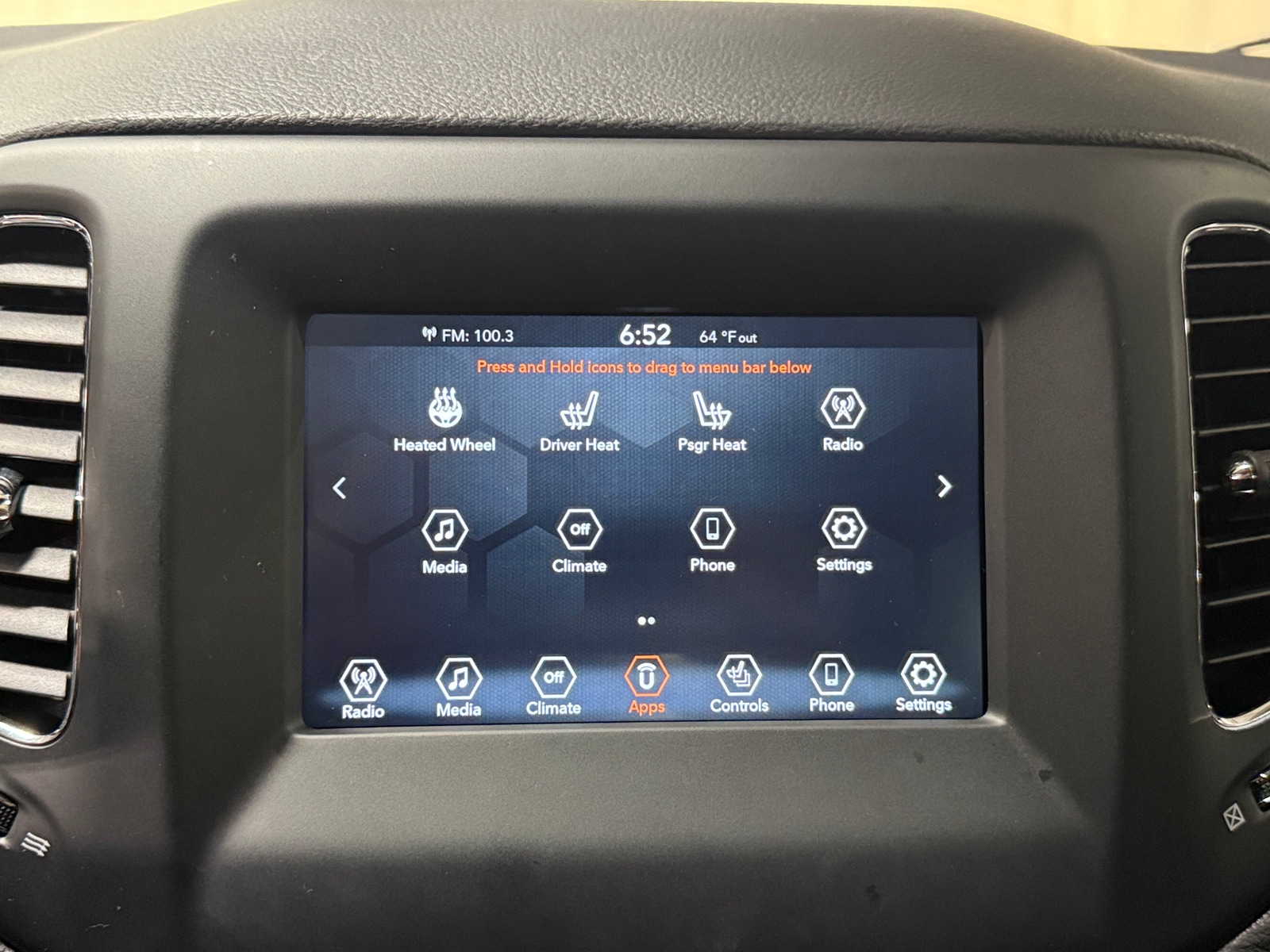 Thumbnail: 2021 Jeep Compass - 4