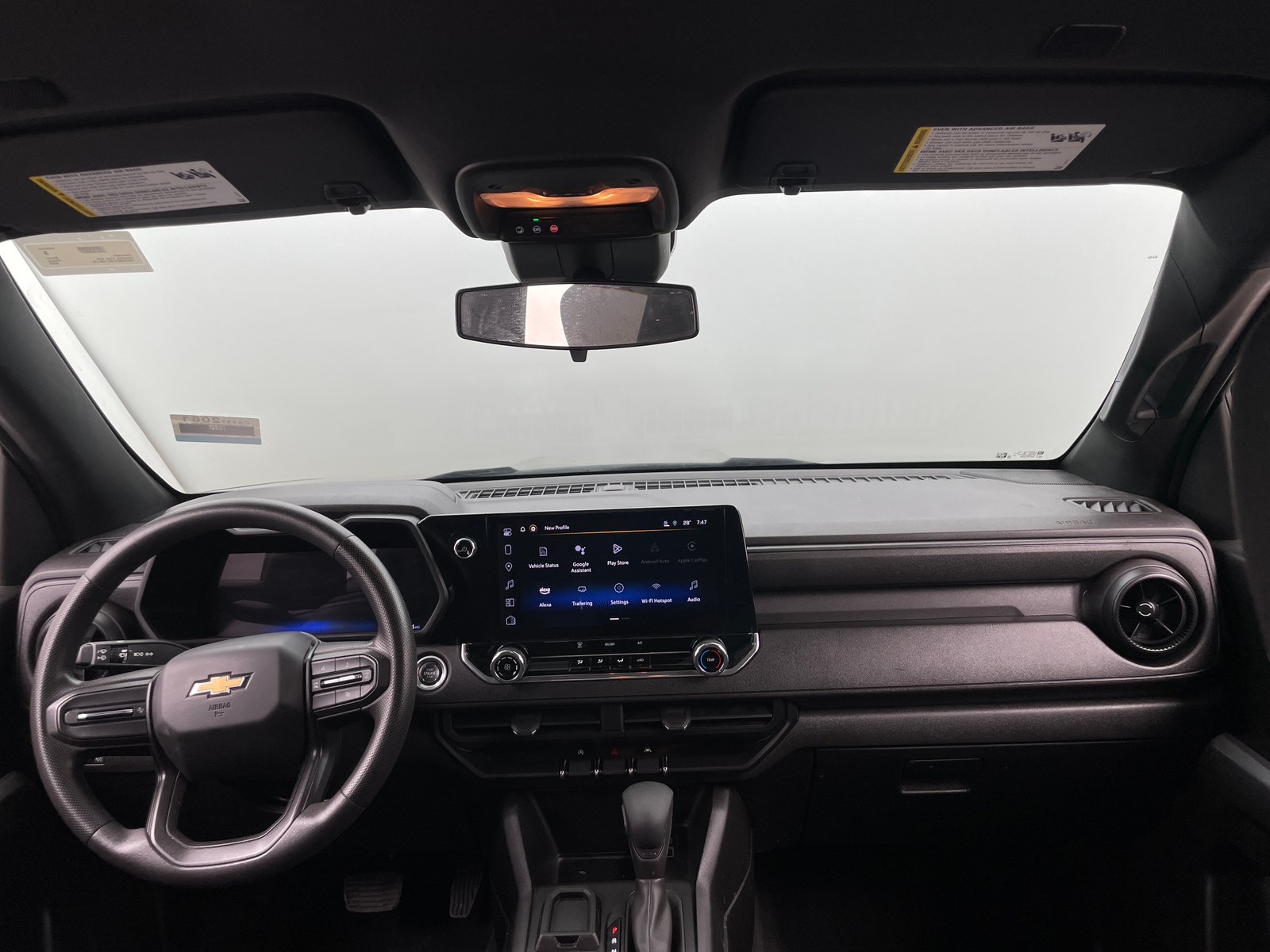 Thumbnail: 2024 Chevrolet Colorado - 3