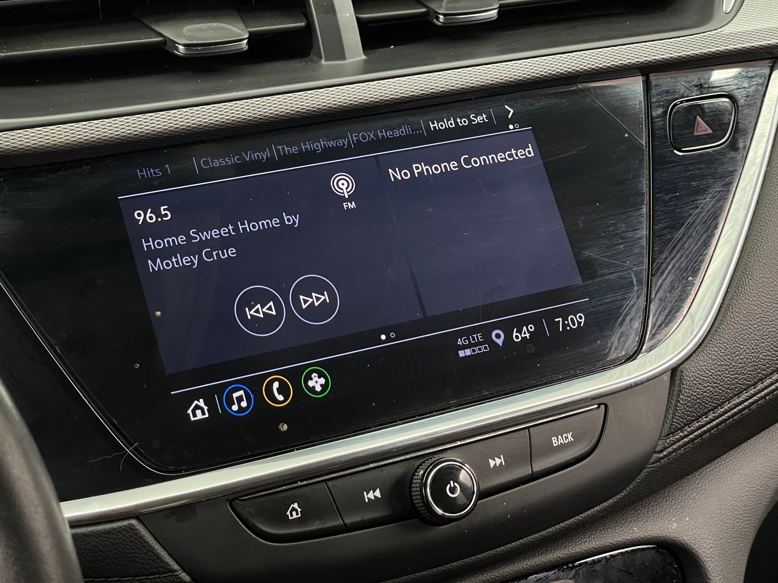 Thumbnail: 2023 Buick Encore GX - 4