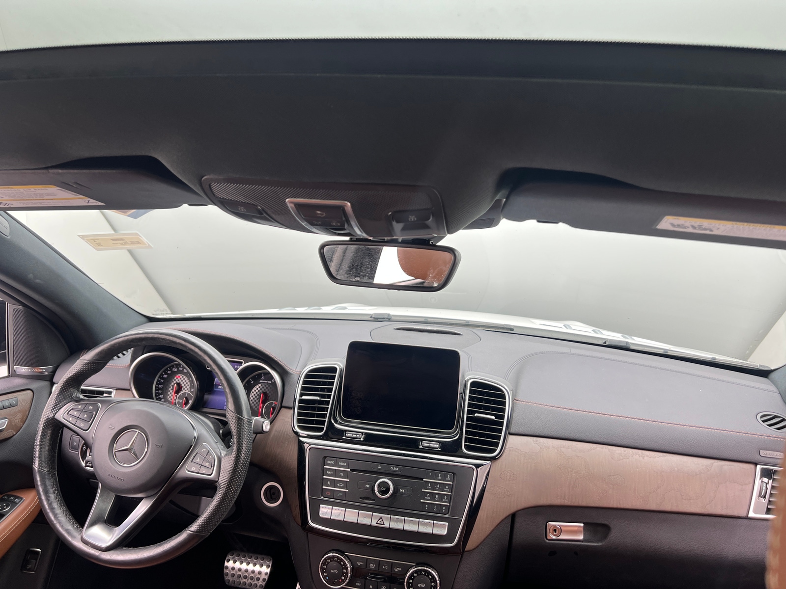 Thumbnail: 2018 Mercedes-Benz GLE - 2