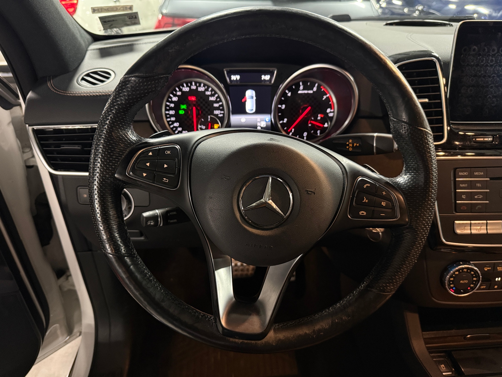 Thumbnail: 2018 Mercedes-Benz GLE - 4