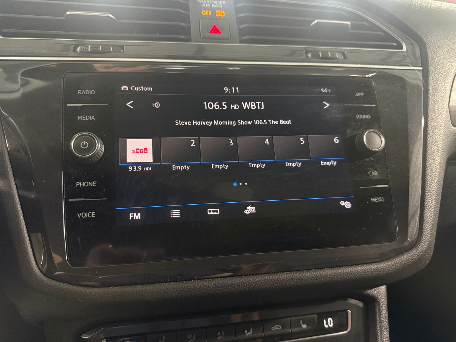 Thumbnail: 2019 Volkswagen Tiguan - 3