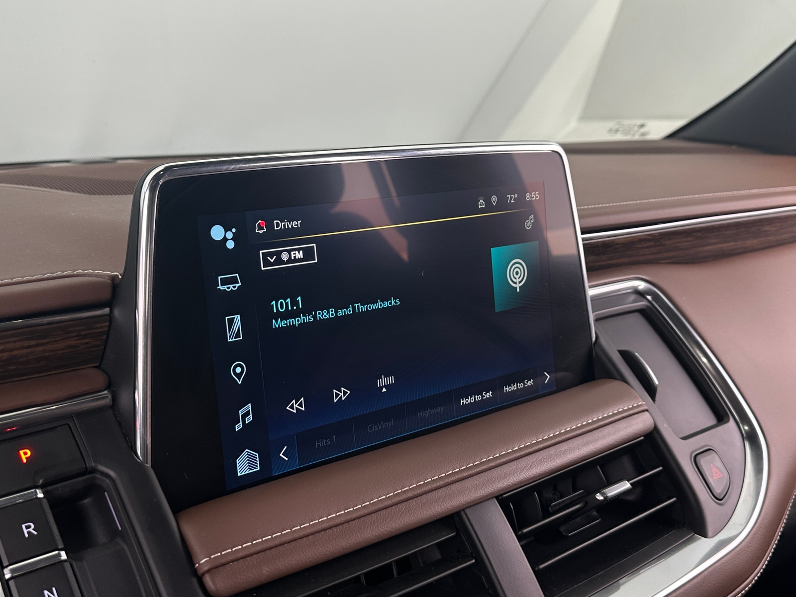 Thumbnail: 2024 Chevrolet Tahoe - 3