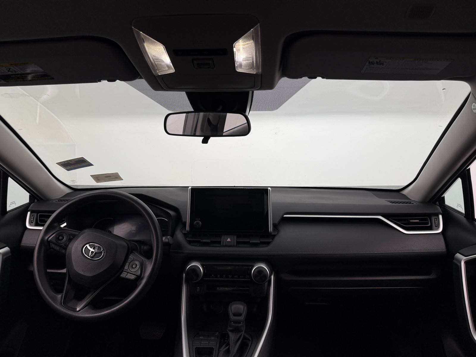 Thumbnail: 2023 Toyota RAV4 - 3