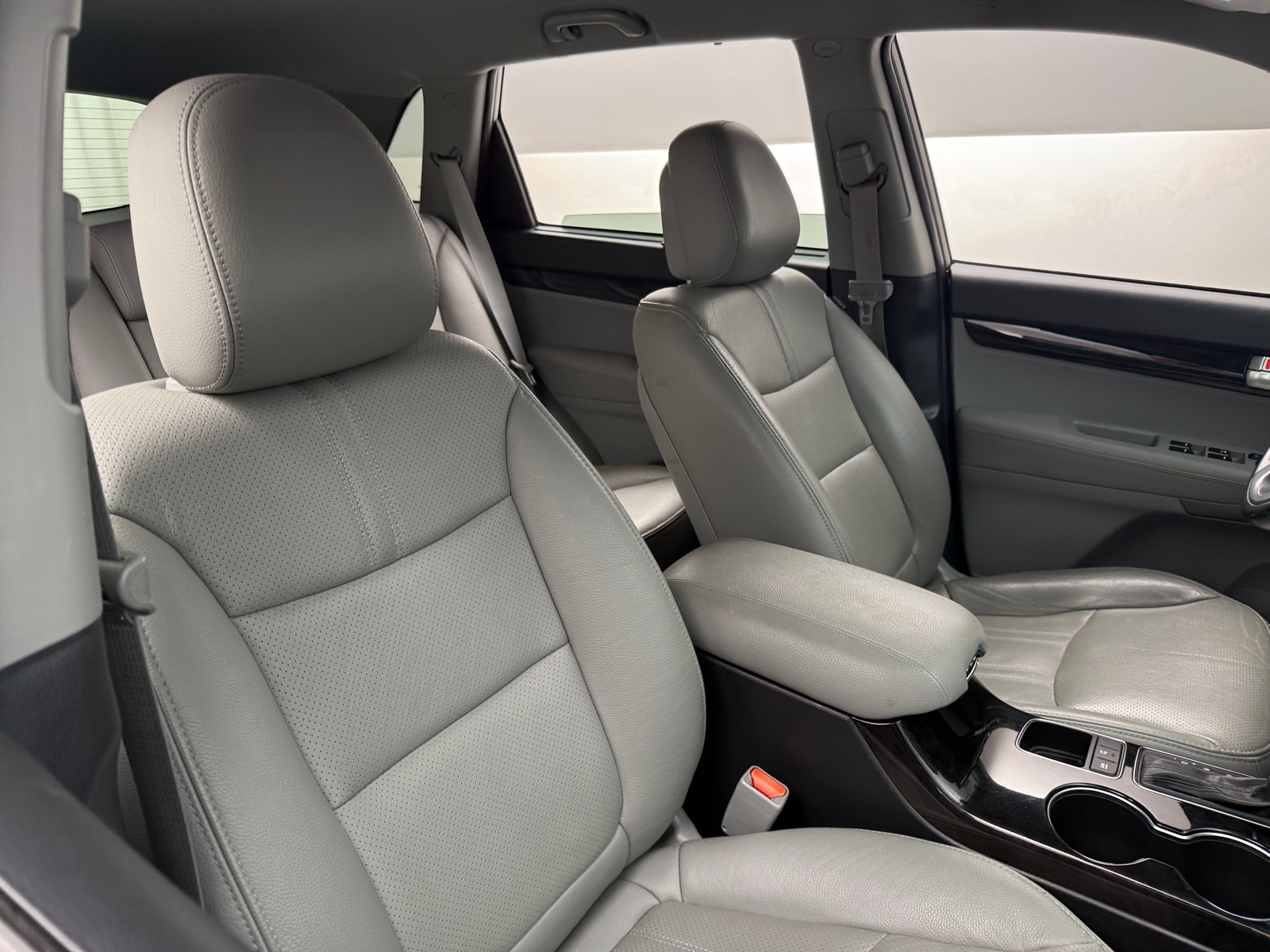 Thumbnail: 2015 Kia Sorento - 2