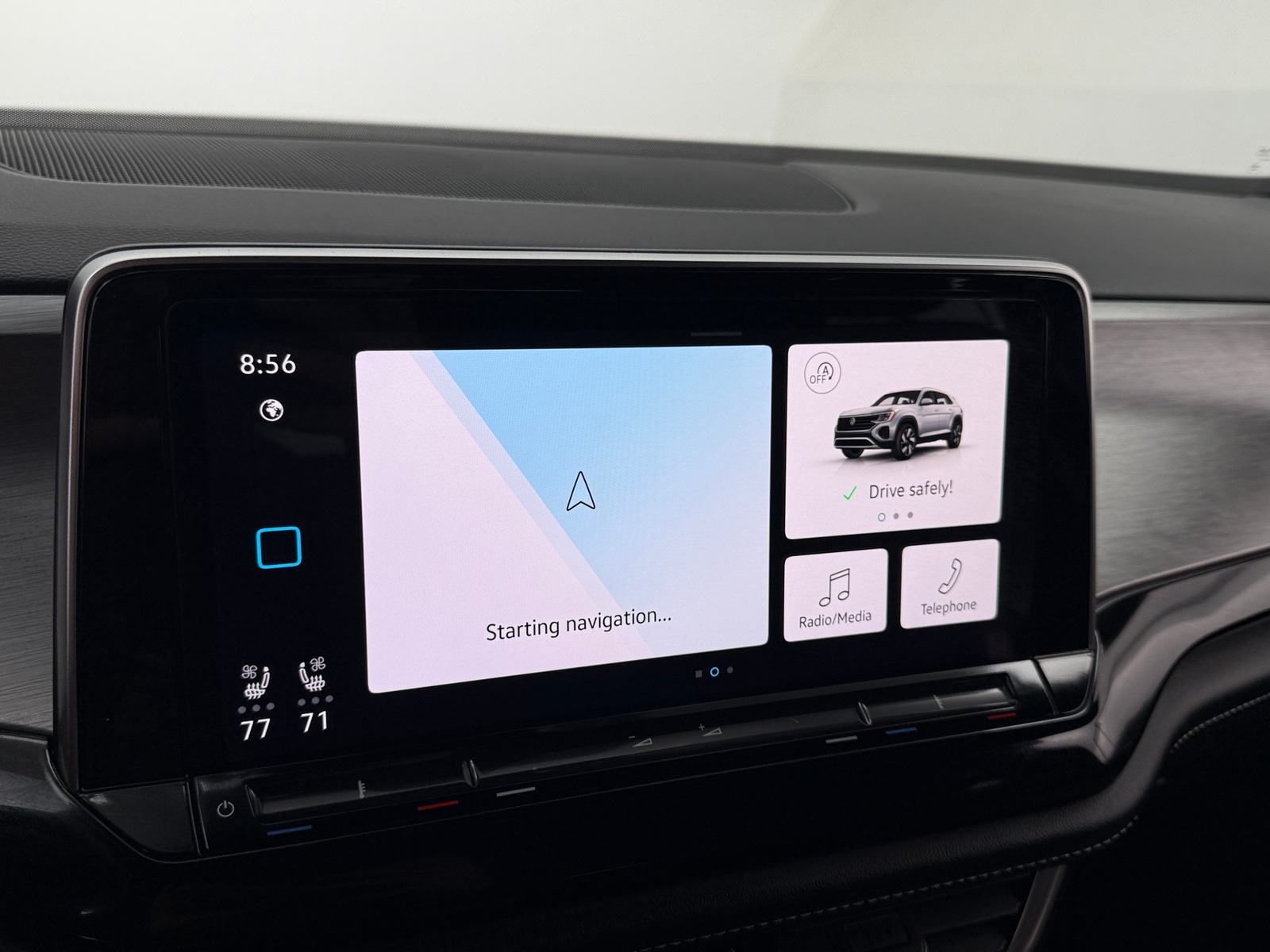 Thumbnail: 2024 Volkswagen Atlas - 3