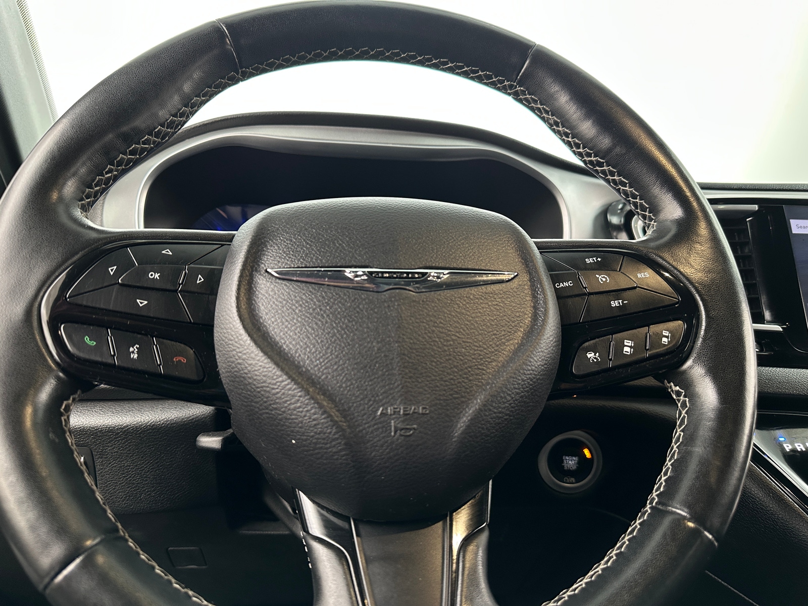 Thumbnail: 2019 Chrysler Pacifica - 4