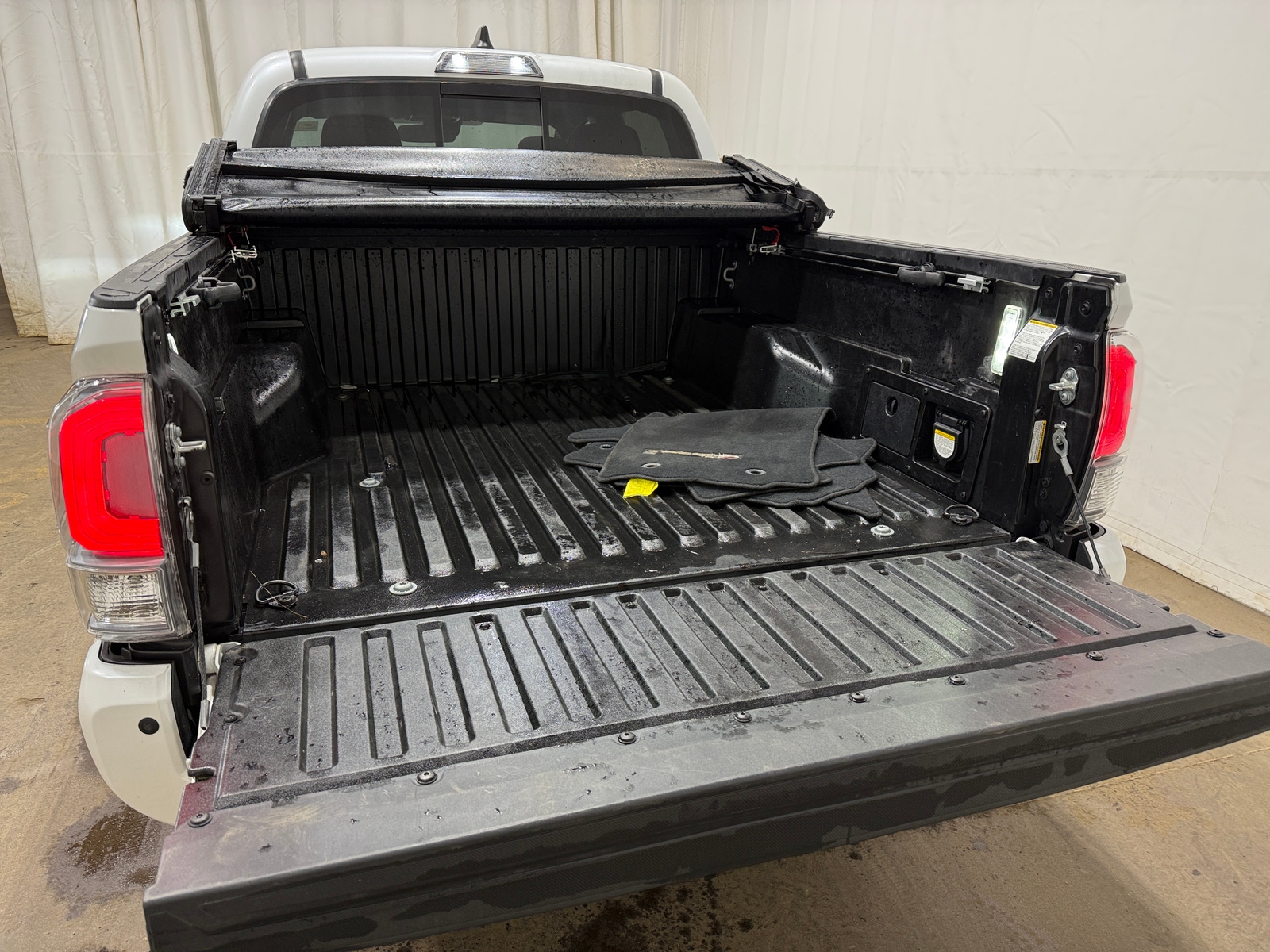 Thumbnail: 2021 Toyota Tacoma - 7